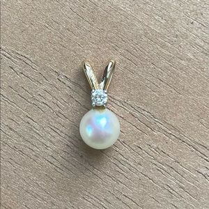 Pearl and Diamond Pendant